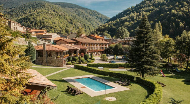 Private Catalan Masia estate